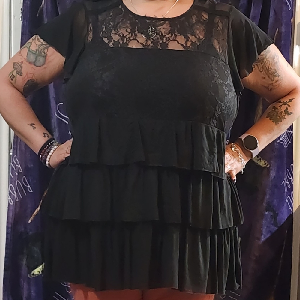 Torrid top size 3
